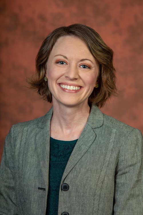 Laurie Headshot 2021